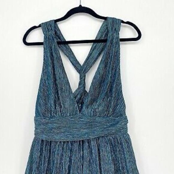 ✨ Lulus Ailey Twist Plunge Metallic Skater Dress ✨ - Picture 10 of 16